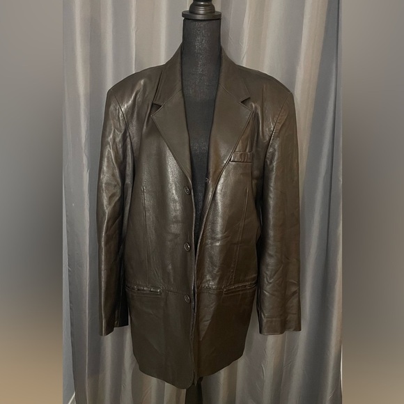 94. Jones New York Men’s Chocolate Brown Leather Jacket - Picture 1 of 4